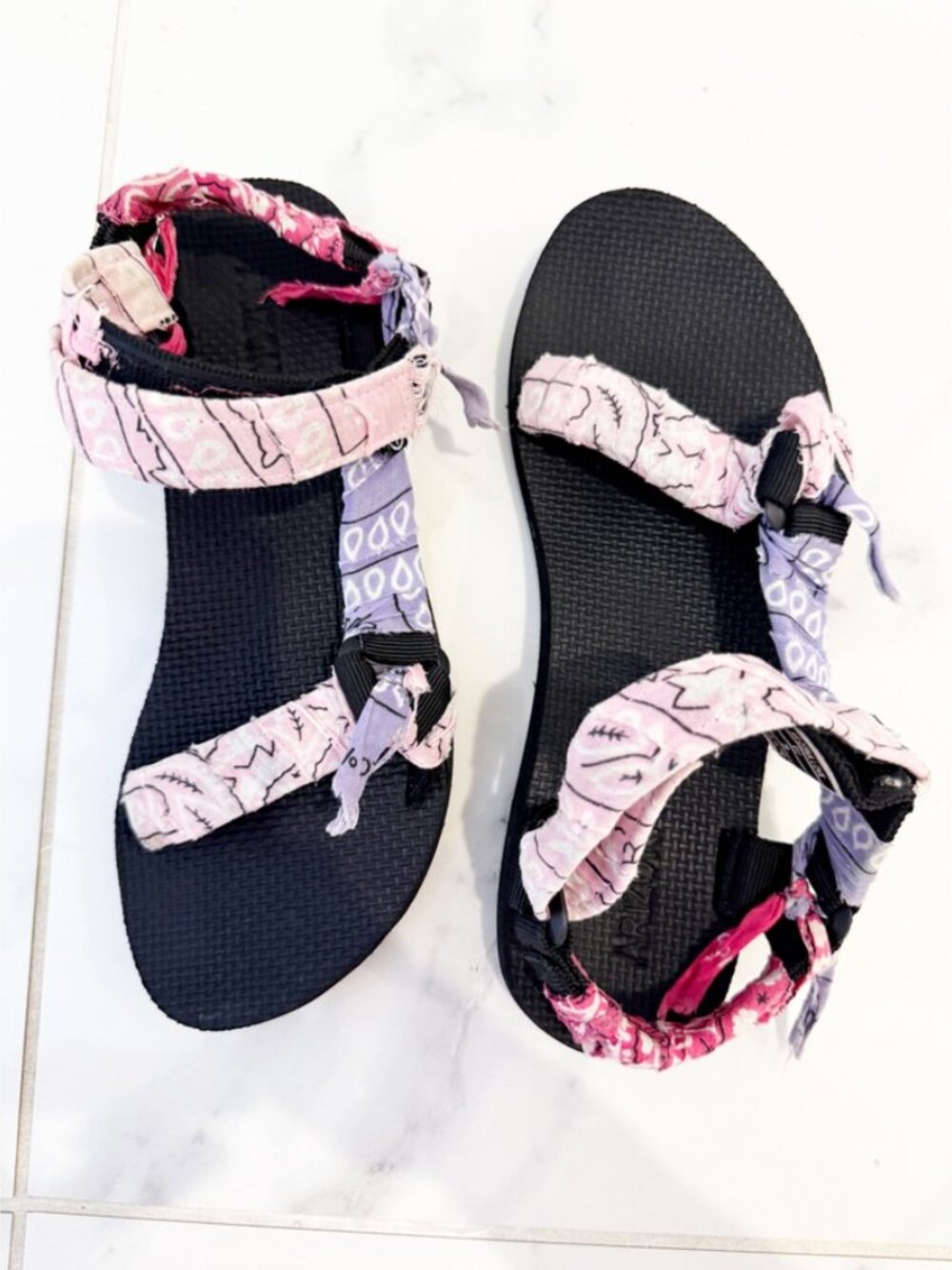 Arizona Love Trekky Bandana Beach Resort Sandal Pink 8 - Picture 2 of 10